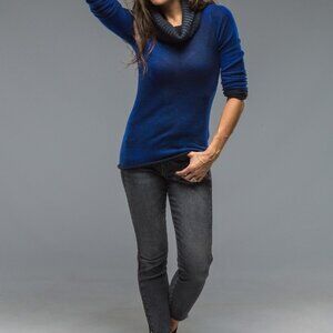 AVANT TOI CASHMERE TURTLENECK SWEATER DARK BLUE BLACK XS